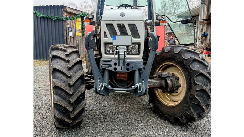 UNIVERZALNI KIT PREDNJA ČELNA HIDRAVLIKA 2KAT ZA TRAKTOR 1500kg